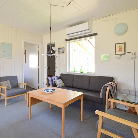 Lovely In With Wifi Holiday home
